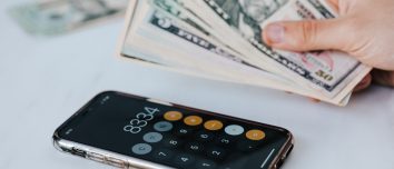 20 Smart Ways to Make Money Using Just Your Smartphone
